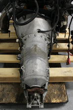 Load image into Gallery viewer, Dodge 6.4L 392 Hemi SRT8 Engine & 5 Speed Automatic Pullout 470HP 104k MILES!