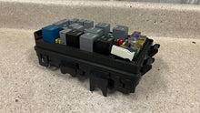 Load image into Gallery viewer, 2008 Corvette C6 Z06 Engine Fuse Box Block Assembly OEM GM 15940756 36K
