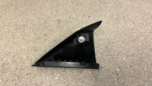 Load image into Gallery viewer, 04 05 06 Pontiac GTO Passenger Interior Mirror Trim Vent Panel 92091111 GM Right