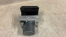 Load image into Gallery viewer, 10 13 Corvette C6 Anti Lock Brake Pump ABS Module GM Brakes 20918428 3K MILES