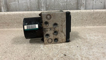Load image into Gallery viewer, 07 10 Chevrolet Silverado 2500 3500 ABS Anti Lock Brake Pump OEM GM 25802684