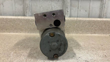 Load image into Gallery viewer, 99 02 Firebird Camaro ABS 4 Channel Anti Lock Brake Pump Module GM 10423623