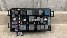 Load image into Gallery viewer, 2008 Corvette C6 Z06 Engine Fuse Box Block Assembly OEM GM 15940756 36K