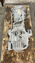 Load image into Gallery viewer, 06 13 C6 Z06 Z51 TR6060 6 speed transmission & Differential Combo 18k 30 Spline