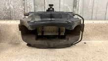 Load image into Gallery viewer, 15 23 Dodge Challenger SRT Scat Brembo Rear Left Right Brake Calipers Charger