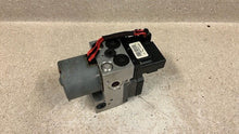 Load image into Gallery viewer, 99 02 Firebird Camaro ABS 4 Channel Anti Lock Brake Pump Module GM 10423623