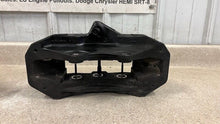 Load image into Gallery viewer, 15 20 Dodge Charger Hellcat Brembo Front Left Right Brake Calipers 6 Piston