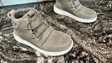 Load image into Gallery viewer, Hey Dude Women's Eloise Leather Ankle Boot Size US 7 Granite Grey Shoes