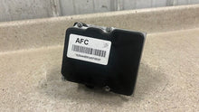 Load image into Gallery viewer, 2010 2013 Chevrolet Camaro SS ABS Brake Pump Module OEM GM 92246444 45K