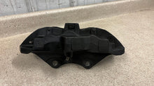 Load image into Gallery viewer, 15 20 Dodge Charger Hellcat Brembo Front Left Right Brake Calipers 6 Piston