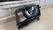 Load image into Gallery viewer, 10 15 Chevrolet Camaro SS Driver Headlight Xenon HID Left OEM GM 22959919 LH 75K