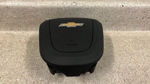 Load image into Gallery viewer, 2011 2015 Chevrolet Camaro SS Left Side Driver Wheel OEM GM Bag 21K 22943125