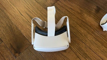 Load image into Gallery viewer, Oculus Meta Quest 2 128gb Controllers Headset Box White Tested Used