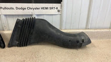 Load image into Gallery viewer, 97 04 Corvette C5 Z06 Front Passenger Driver Brake Ducts GM 10295977 56K Pair