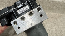 Load image into Gallery viewer, 10 13 Corvette C6 Anti Lock Brake Pump ABS Module GM Brakes 20918428