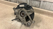 Load image into Gallery viewer, 15 23 Dodge Challenger Charger SRT Passenger Rear Spindle Knuckle Hub Right 53K