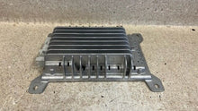 Load image into Gallery viewer, 05 09 Corvette C6 Z06 Factory Bose Amplifier Amp GM 15903398 Radio Speaker 21K