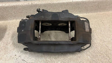 Load image into Gallery viewer, 2010 2015 Camaro SS Front Driver Passenger Brembo Brake Calipers Pair OEM 33K