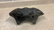 Load image into Gallery viewer, 2010 2015 Camaro SS Front Driver Passenger Brembo Brake Calipers Pair OEM 75K