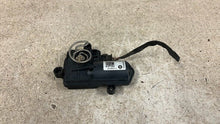 Load image into Gallery viewer, 15 23 Challenger Charger SRT Passenger Exhaust Valve Actuator 68505893AA Right