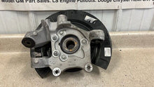 Load image into Gallery viewer, 10 15 Camaro SS ZL1 RH Passenger Side Rear Spindle GM Knuckle Hub Right 14K