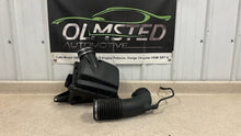 Load image into Gallery viewer, 2005 2006 Pontiac GTO Factory Air Intake System Cleaner Box Tube Assembly OEM GM