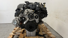 Load image into Gallery viewer, Dodge 6.4L 392 Hemi SRT8 Engine & 5 Speed Automatic Pullout 470HP REBUILT ENGINE