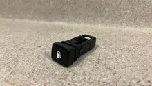 Load image into Gallery viewer, 2004 2005 2006 Pontiac GTO Fuel Door Gas Cap Release Switch Button GM 92111627