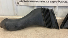 Load image into Gallery viewer, 97 04 Corvette C5 Z06 Front Passenger Driver Brake Ducts GM 10295977 56K Pair