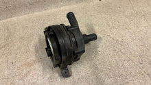 Load image into Gallery viewer, 12 15 Chevrolet Camaro ZL1 Intercooler Water Pump OEM GM 22901367 Used 46K