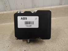 Load image into Gallery viewer, 10 13 Corvette C6 Anti Lock Brake Pump ABS Module GM Brakes 20918426 62K MILES