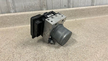 Load image into Gallery viewer, 2009 Corvette C6 Z06 ABS Anti Lock Brake Control Module 20777858 GM 37K