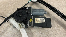 Load image into Gallery viewer, 05 13 Corvette C6 Front Passenger Window Regulator Motor OEM GM 25815796 21K RH