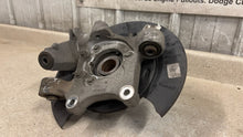 Load image into Gallery viewer, 10 15 Camaro SS RH Passenger Side Rear Spindle GM Knuckle Hub Right 92239046 35K