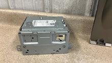 Load image into Gallery viewer, 13 15 Camaro SS ZL1 Navigation Stereo Radio Receiver GM 23286602 Display NICE