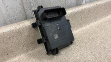 Load image into Gallery viewer, 13 14 Chevrolet Camaro SS Fuel Pump Control Module OEM GM 22874299 FSCM 33K