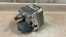Load image into Gallery viewer, 06 12 Chevrolet Corvette C6 Anti Lock Brake Pump ABS Module OEM GM 15821730 NICE
