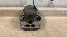 Load image into Gallery viewer, 97 00 C5 Corvette ABS ANTI LOCK BRAKE PUMP MODULE 09356961 M CODE PARTS ONLY!