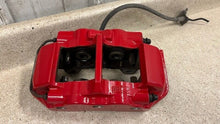 Load image into Gallery viewer, 06 13 Chevrolet Corvette C6 Z06 Rear Brake Calipers 4 Piston Set Red Brakes