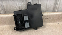 Load image into Gallery viewer, 08 13 Corvette C6 Z06 BCM Body Control Module Assembly GM 20934684 DELPHI Fob