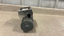Load image into Gallery viewer, 99 02 Firebird Camaro ABS 4 Channel Anti Lock Brake Pump Module GM 10423623 53K