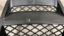 Load image into Gallery viewer, 2014 2015 Chevrolet Camaro SS Factory Hood Grille Scoop Insert OEM GM 23136396