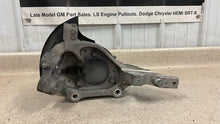 Load image into Gallery viewer, 10 15 Camaro SS ZL1 RH Passenger Side Front Spindle GM Knuckle Hub Right 46K