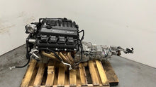 Load image into Gallery viewer, Dodge 6.4L 392 Hemi SRT8 Engine & 6 Speed Manual TR6060 Pullout 470HP 91K MILES