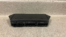 Load image into Gallery viewer, 99 00 Chevrolet Corvette C5 Passenger Door Control Module Relay RH 10435192