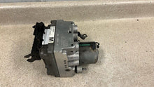 Load image into Gallery viewer, 97 00 C5 Corvette OEM ABS ANTI LOCK BRAKE PUMP MODULE 09356961 M CODE EBCM