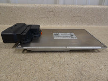 Load image into Gallery viewer, 2015 2017 Chevrolet SS Sedan Electronic Suspension Control Module GM 23110462