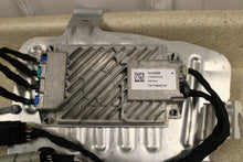 Load image into Gallery viewer, 2017 Camaro ZL1 Performance Data Recorder Control Module GM 84162669 16K Miles