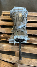 Load image into Gallery viewer, 06 13 Corvette C6 Z06 T-56 Manual Transmission TUET4197 GM 24264056 WARRANTY 77K