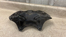 Load image into Gallery viewer, 2010 2015 Camaro SS Front Driver Passenger Brembo Brake Calipers Pair OEM